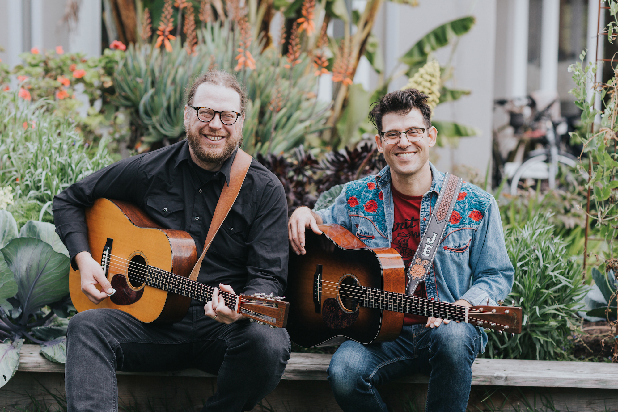 Emmer brings ‘crushingly analog’ folk and country music show to Haines