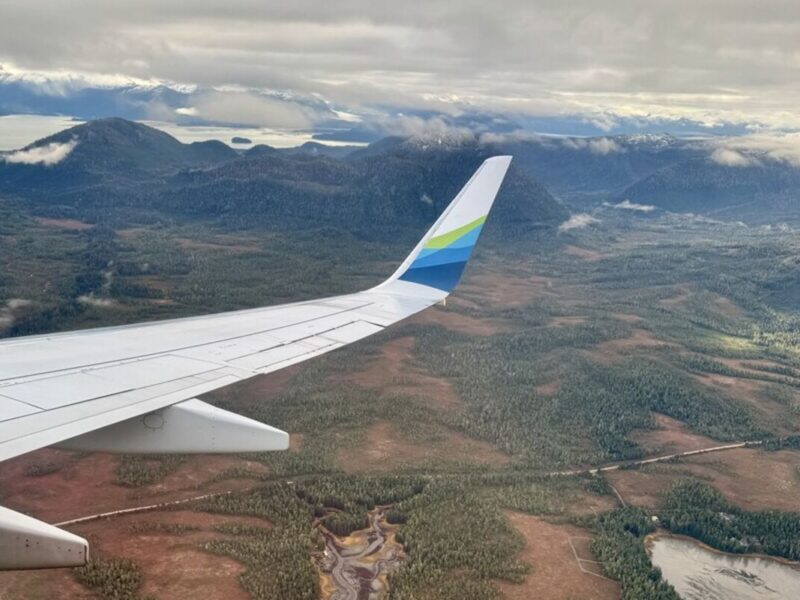 Alaska Airlines almost doubles its number of Boeing 737 freighters