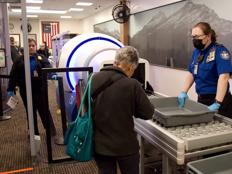 New 3D security scanners at Juneau’s airport lets travelers leave laptops in carry-on luggage